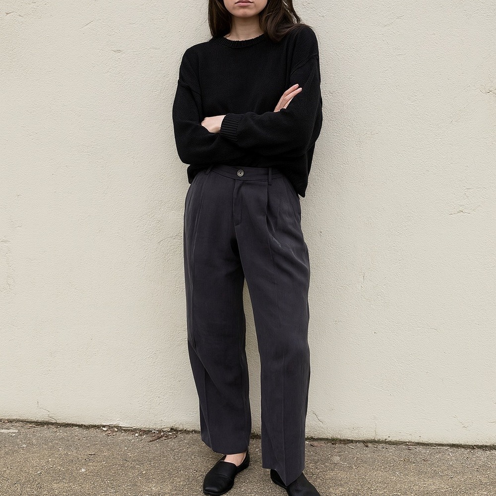 Initial Fashion Gray Silk Trousers Womens Small 2 Black Elastic‎ Waist Pleated